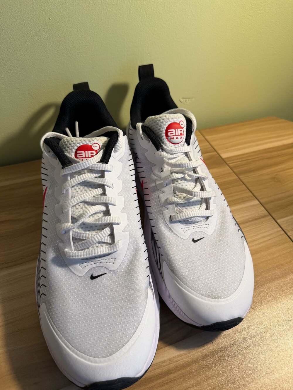Nike Men's Air Max Nuaxis White Black University Red FD4329-104